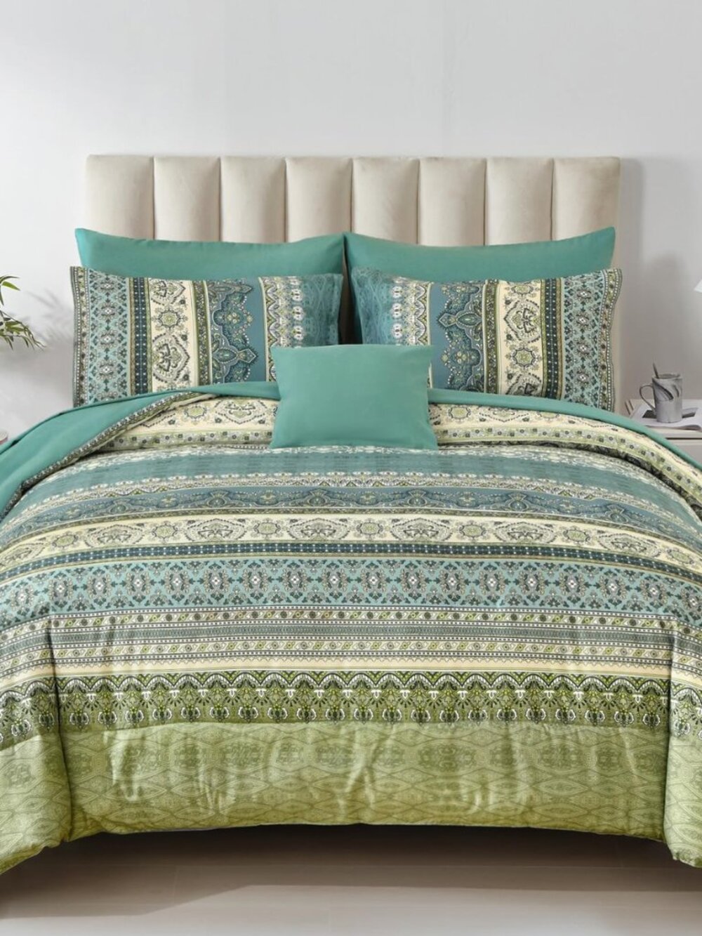 Boho Queen Comforter Set,Green Paisley Striped Bed in A Bag